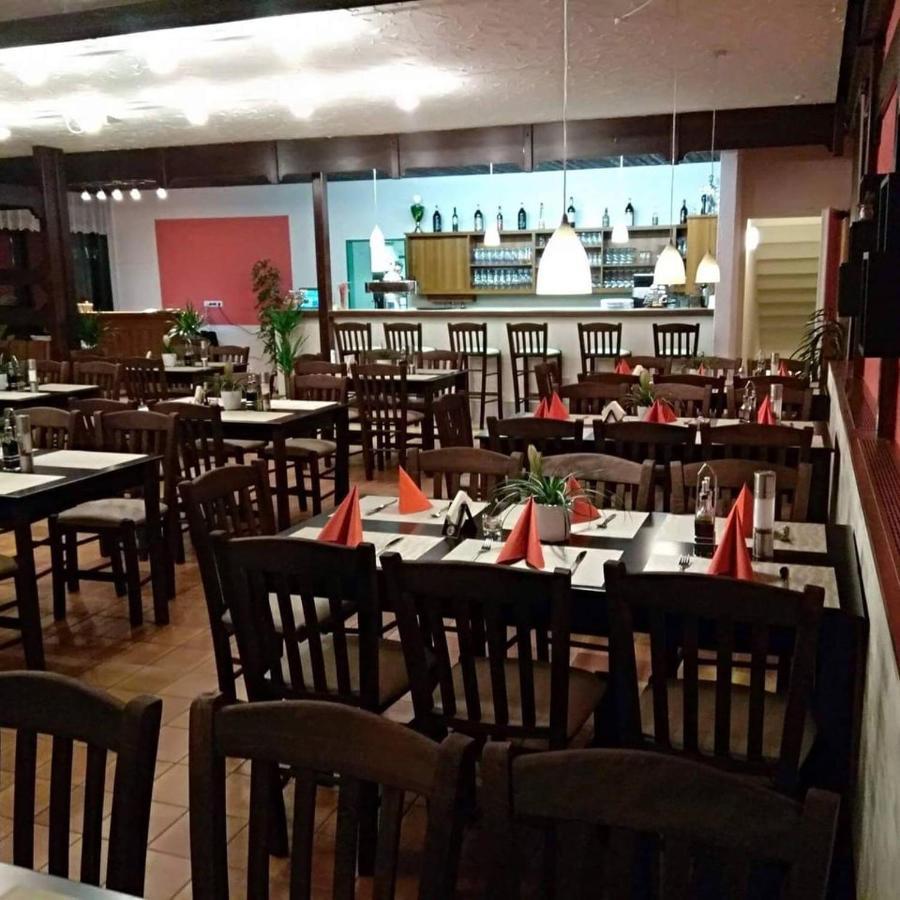 Restaurant El Greco Vandrarhem Gundelfingen an der Donau Exteriör bild