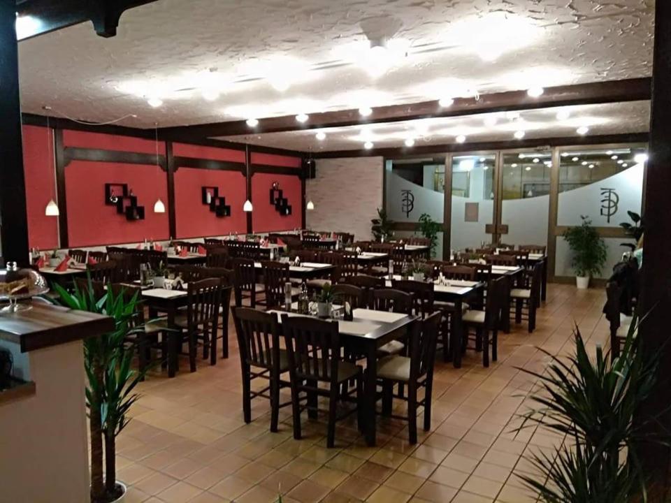 Restaurant El Greco Vandrarhem Gundelfingen an der Donau Exteriör bild